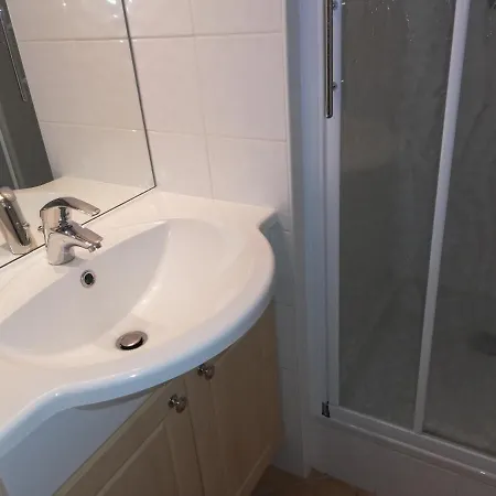 Renouveau Apartment